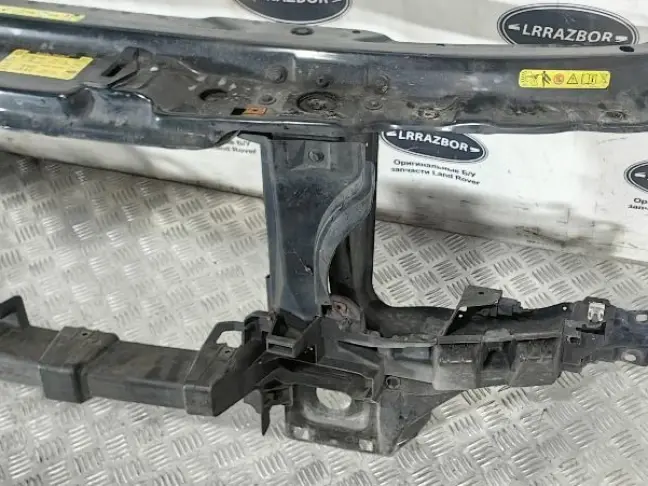 Панель передняя телевизор Range Rover L322 02-09