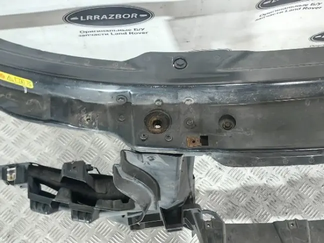 Панель передняя телевизор Range Rover L322 02-09