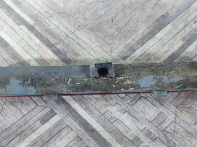 Катафот в бампер правый Range Rover L322 02-12