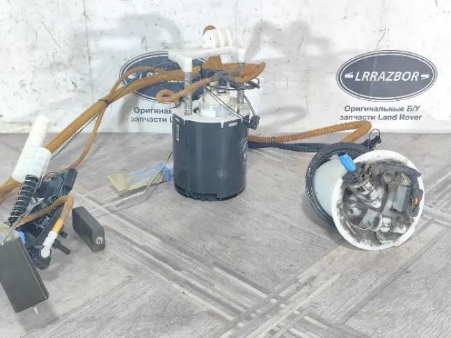 Насос топливный в бак Range Rover L322 4.2 бензин