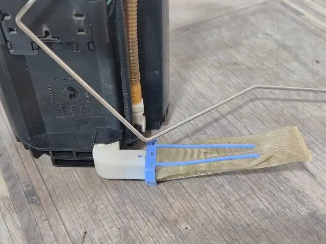 Насос топливный в бак Range Rover L322 4.2 бензин