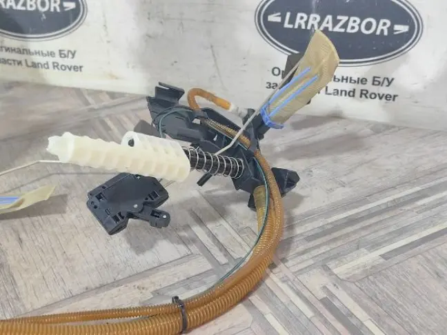 Насос топливный в бак Range Rover L322 4.2 бензин
