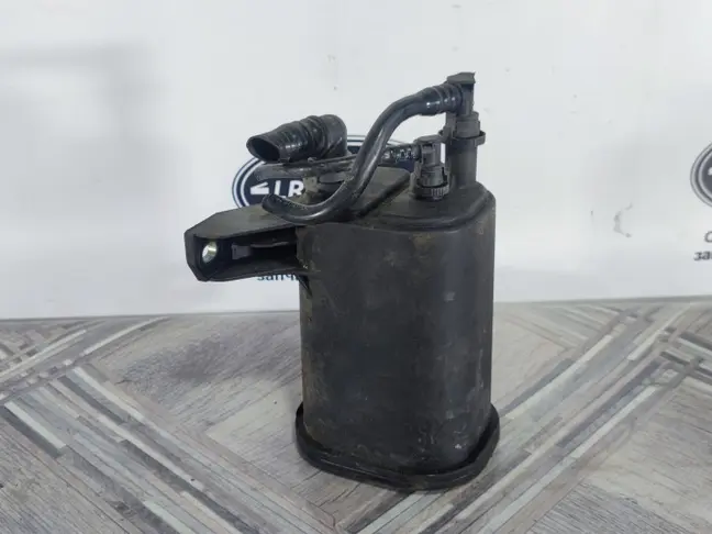 Фильтр паров топлива Range Rover L322 05-09