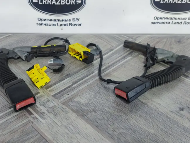 Преднатяжители ремня левый правый Range Rover L322