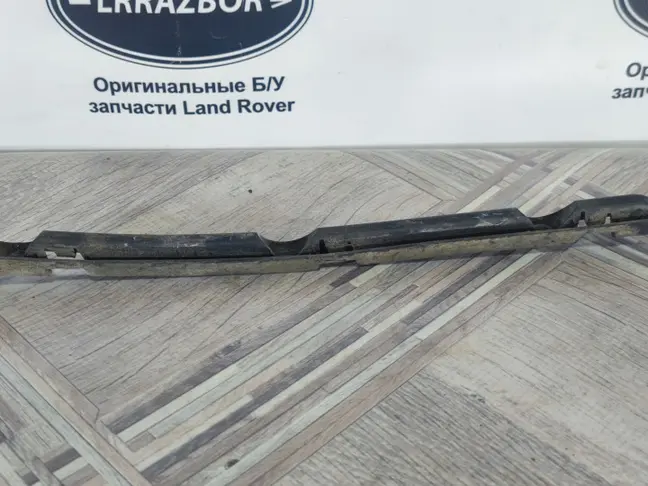 Кронштейн задний бампера правый Range Rover L322