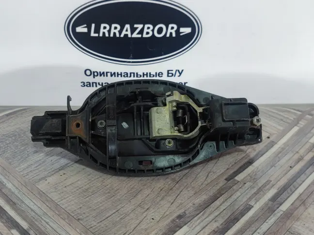Ручка двери задняя правая Range Rover L322
