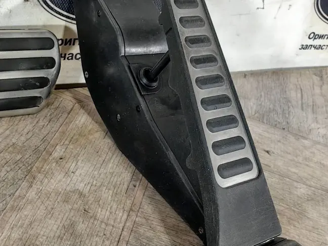 Педаль газа и тормоза Range Rover L322 2002-2012