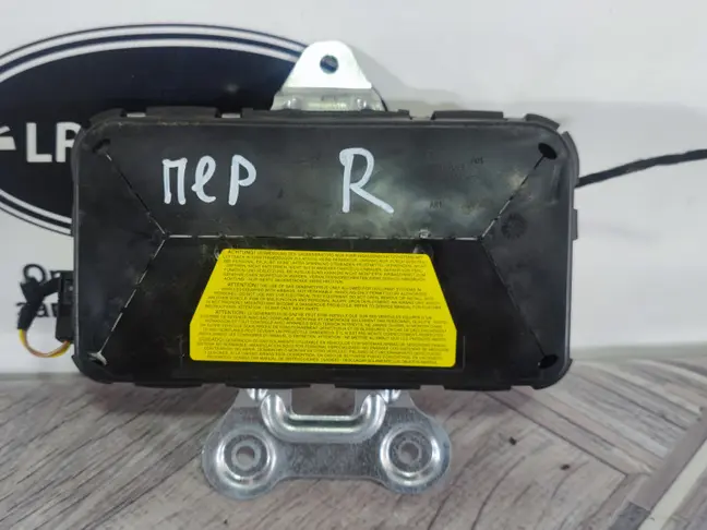 Подушка безопасности правая Range Rover L322 02-07