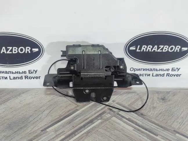 Замок крышки багажника Range Rover 3 L322