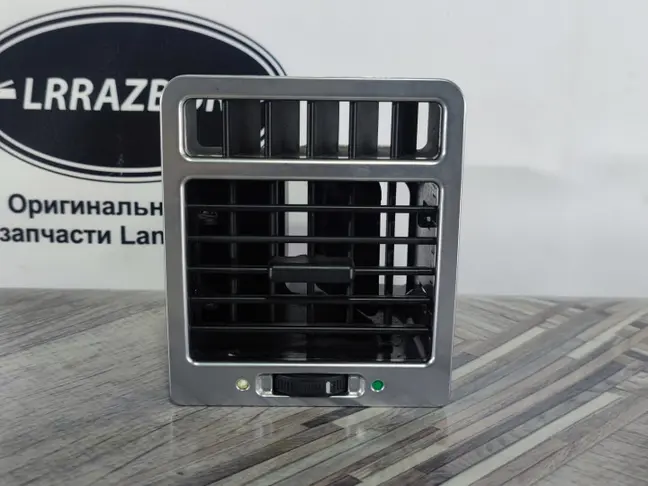 Дефлектор левый Land Rover Range Rover L322