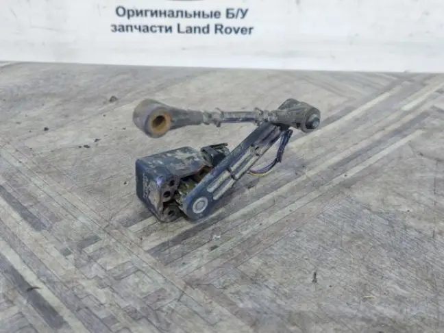 Датчик задний правый кузова Land Rover Discovery 3