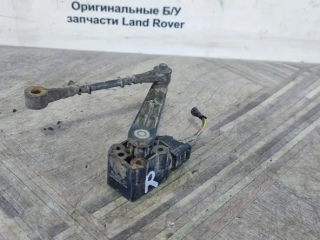 Датчик задний правый кузова Land Rover Discovery 3
