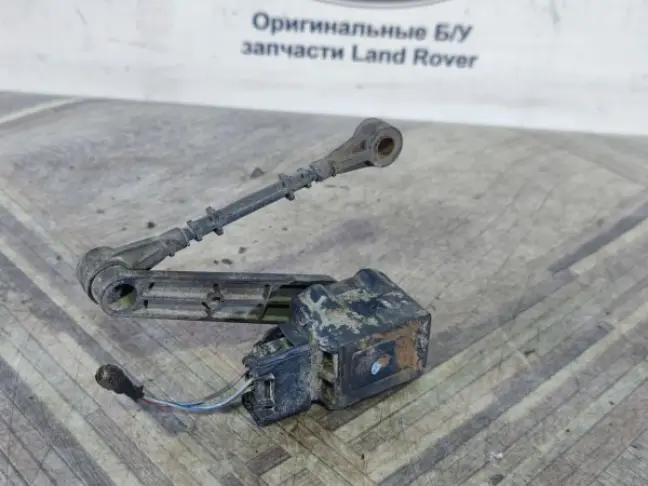 Датчик задний правый кузова Land Rover Discovery 3