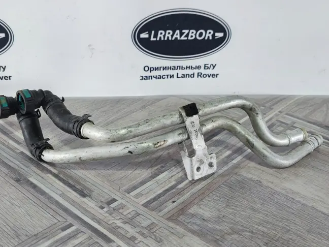 Патрубок охлаждения DISCOVERY 4 L319 09-15