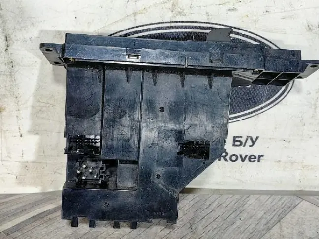 Блок кнопки стеклоподъемника Range Rover 3