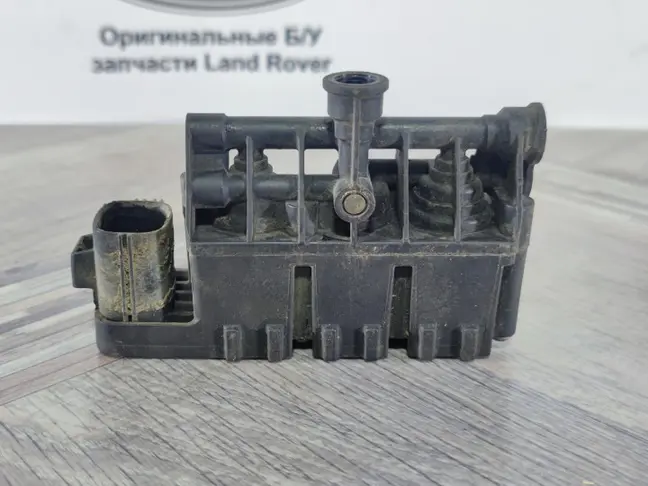 Блок клапанов передний DISCOVERY 3/4 L319 05-15