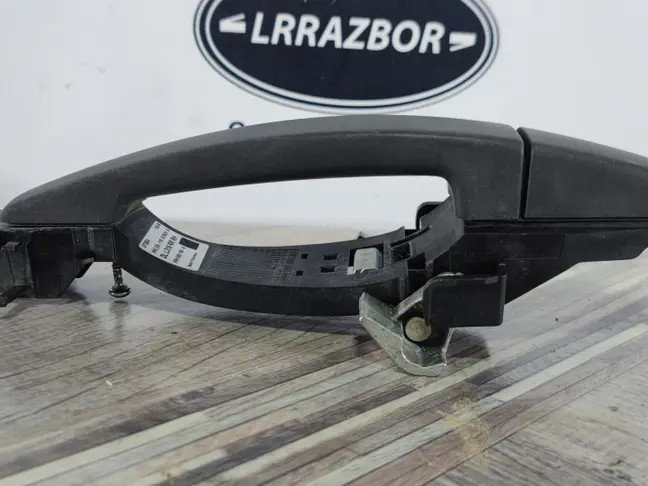 Ручка двери задняя правая DISCOVERY 3 L319 05-09