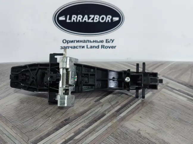 Ручка двери задняя правая DISCOVERY 3 L319 05-09