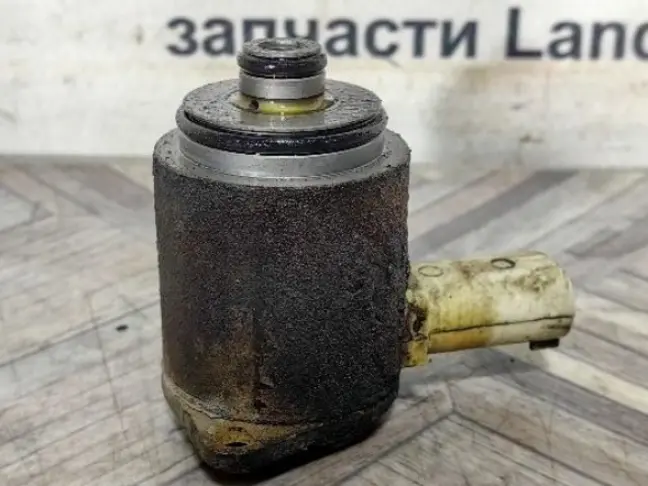 Клапан рулевой рейки Range Rover L322