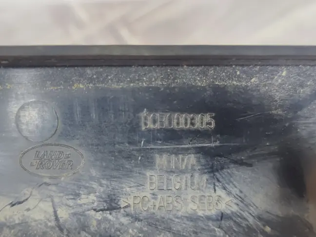 Молдинг лобового стекла правый Range Rover L320