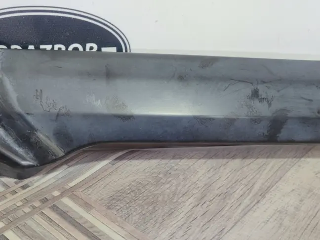 Молдинг стойки лобового стекла левый DISCOVERY 3