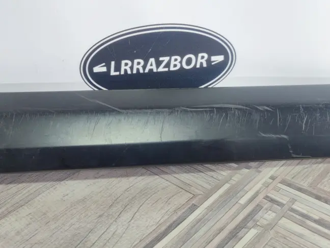 Молдинг стойки лобового стекла левый DISCOVERY 3