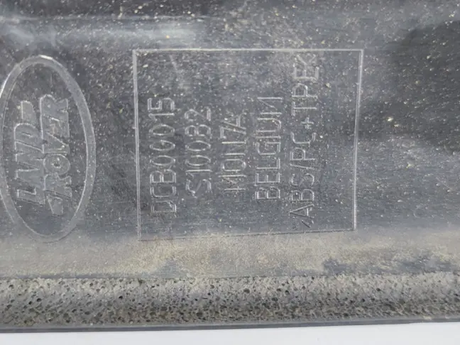 Молдинг стойки лобового стекла левый DISCOVERY 3