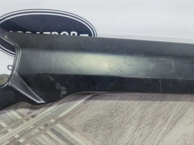 Молдинг стойки лобового стекла левый DISCOVERY 3