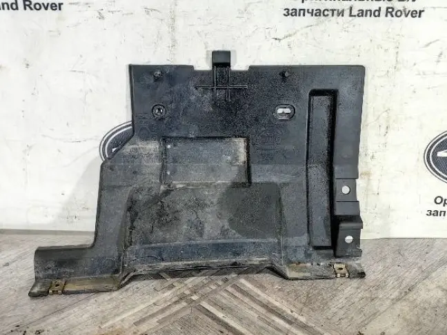 Кронштейн бампера правый Land Rover Freelander 2