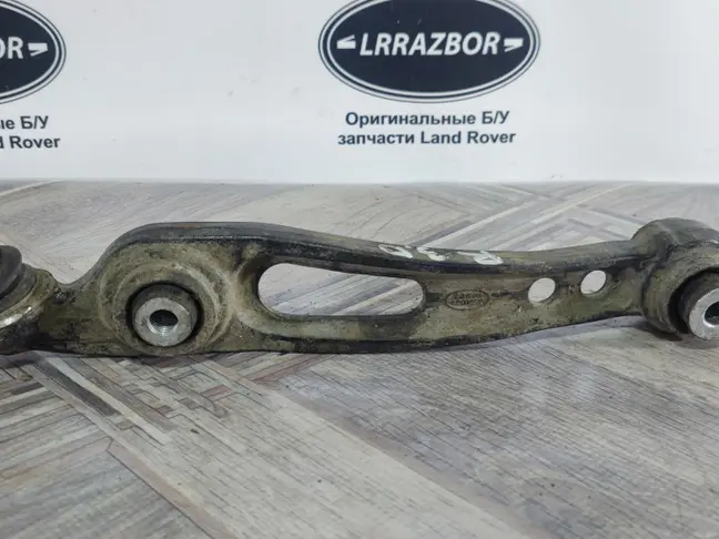 Рычаг передний правый прямой Range Rover 4 L405