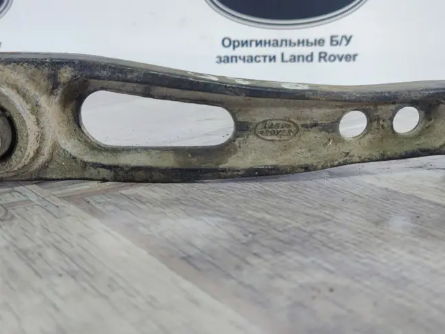Рычаг передний правый прямой Range Rover 4 L405