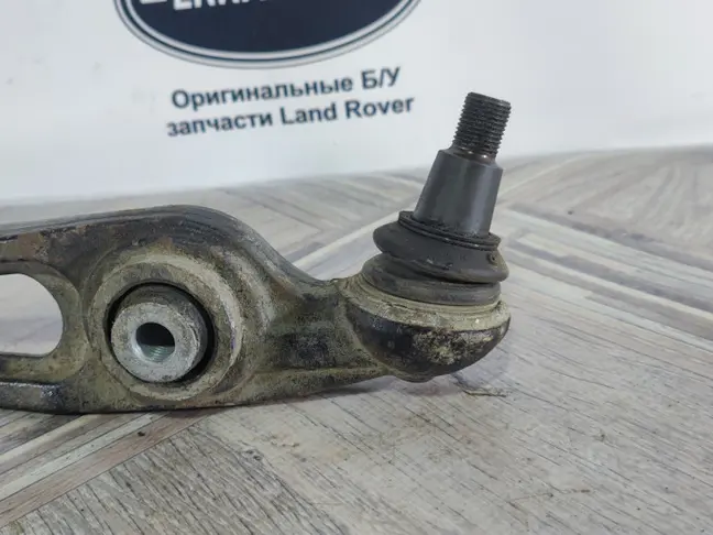 Рычаг передний правый прямой Range Rover 4 L405