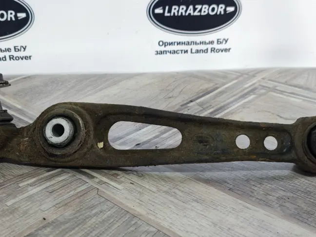 Рычаг передний правый прямой Range Rover 4 L405