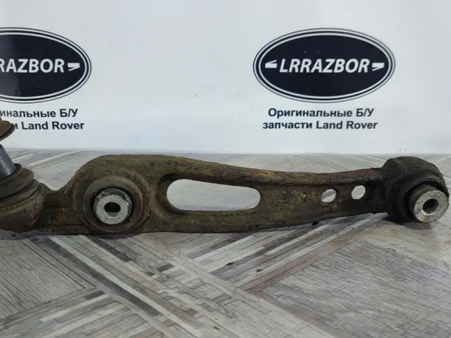 Рычаг передний правый прямой Range Rover 4 L405
