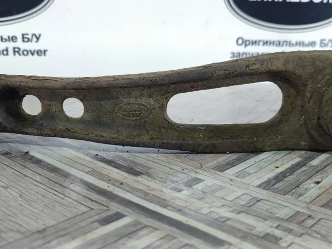 Рычаг передний левый прямой Range Rover 4 L405
