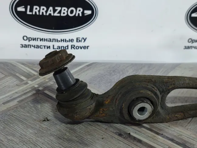 Рычаг передний левый прямой Range Rover 4 L405