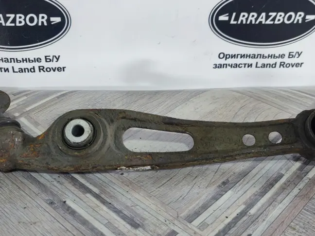 Рычаг передний левый прямой Range Rover 4 L405