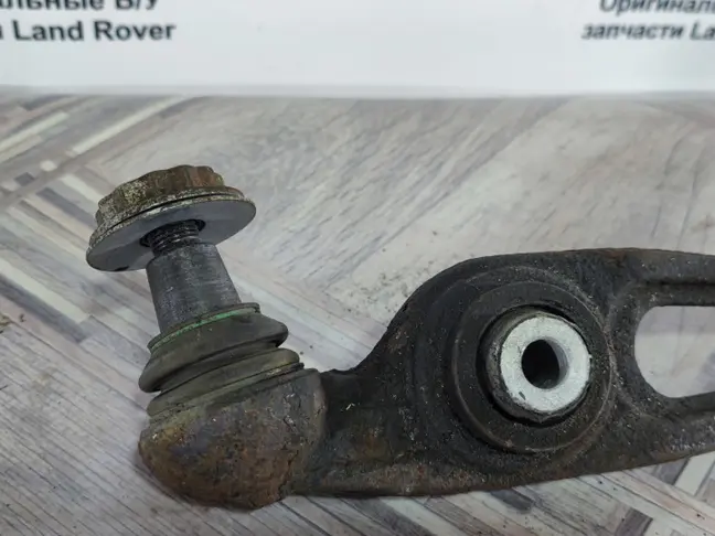 Рычаг передний левый прямой Range Rover 4 L405