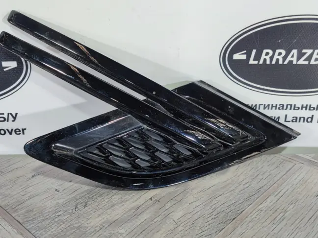 Решетка жабра правая Range Rover Sport 2 L494