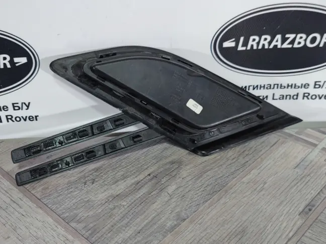 Решетка жабра правая Range Rover Sport 2 L494