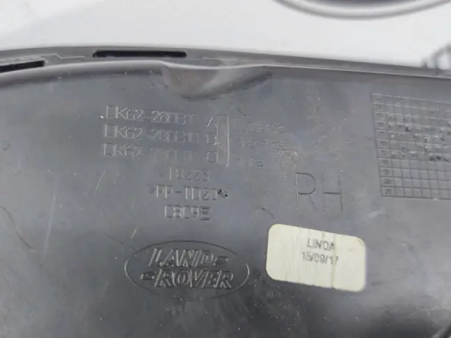 Решетка жабра правая Range Rover Sport 2 L494