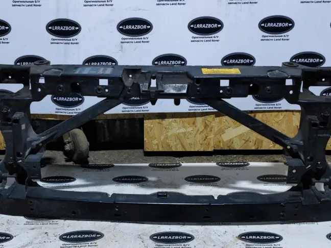 Панель передняя Land Rover DISCOVERY 3 L319 05-14