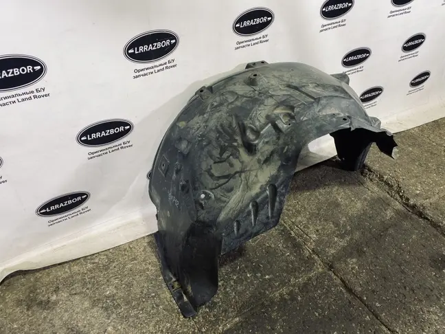Подкрылок передний правый DISCOVERY 3/4 L319 05-14