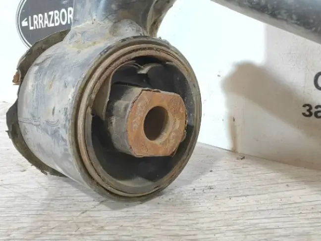 Рычаг передний нижний правый DISCOVERY 3/4 L319