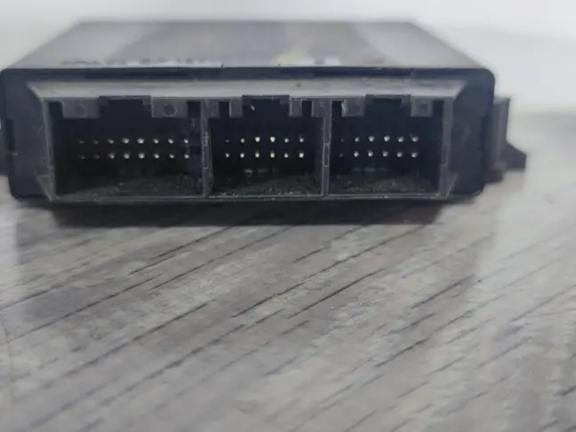 Блок управления парктроником  DISCOVERY 3 L319