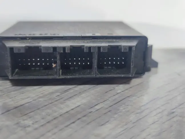 Блок управления парктроником  DISCOVERY 3 L319