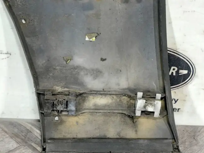 Молдинг переднего правого крыла Range Rover L322