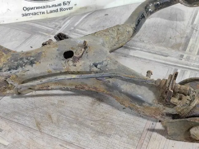 Рычаг задний верхний левый Range Rover Sport L320