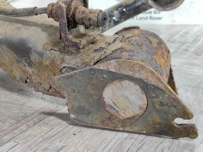 Рычаг задний верхний левый Range Rover Sport L320