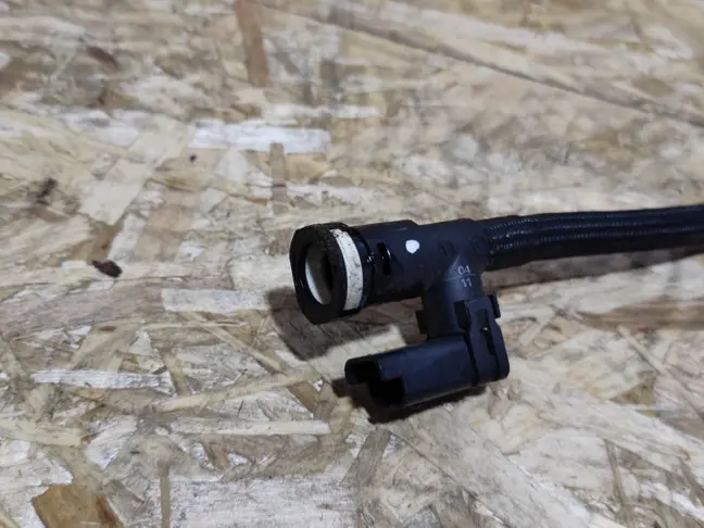 Трубка топливная Land Rover Freelander 2 2.2